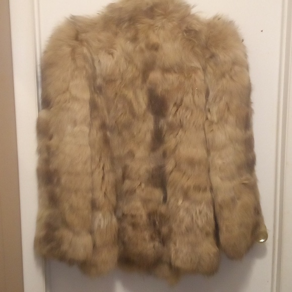 Beautiful Vintage Wilson Bleached Raccoon Fur Coat - Size Medium - Picture 8 of 14